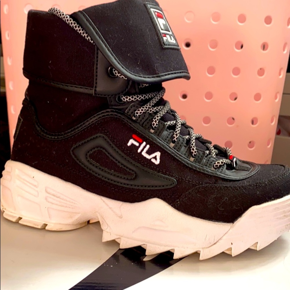 Filas Disruptor Canvas Shoes